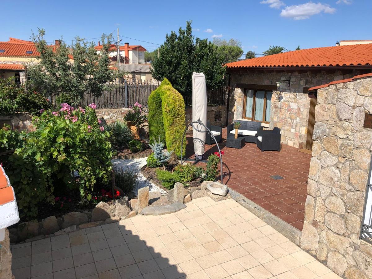 Casa Rural "Rincon Del Eden" Tardobispo Bagian luar foto